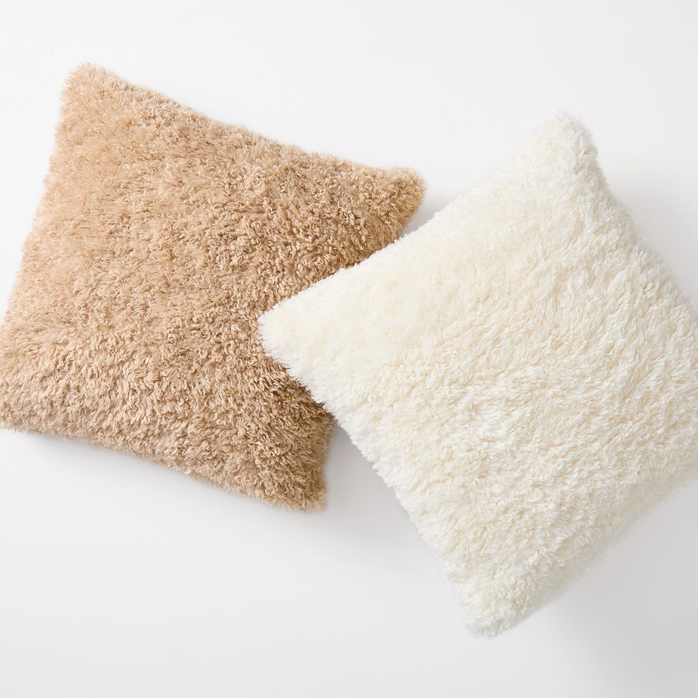 West elm fur pillow 2025